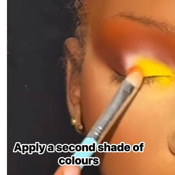 two-colour-eyeshadow-tutorial