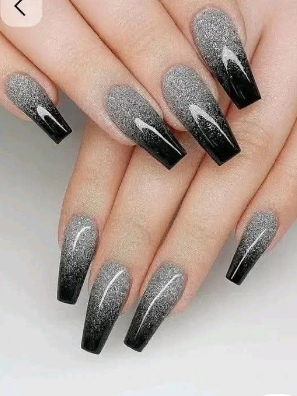 Metallic-nails-designs 
