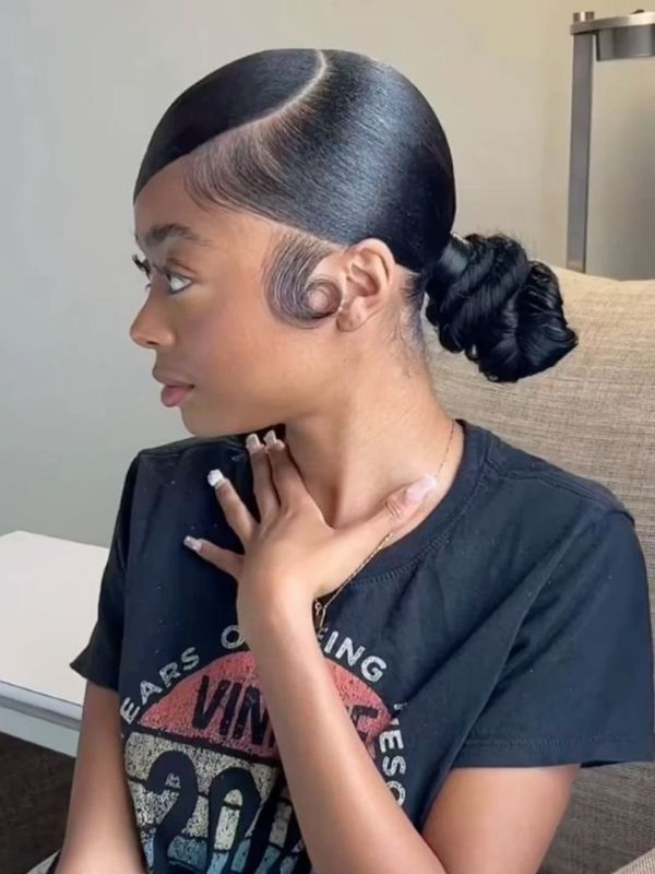 Low-ponytail-hairstyles