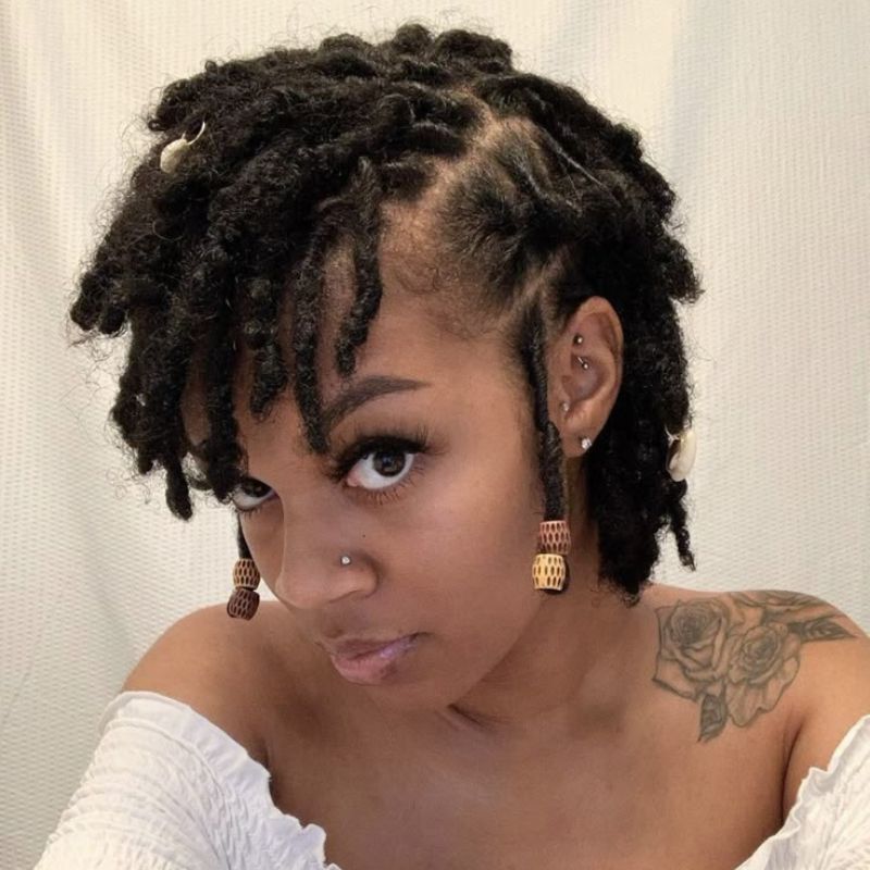 messy-look-short-loc-style
