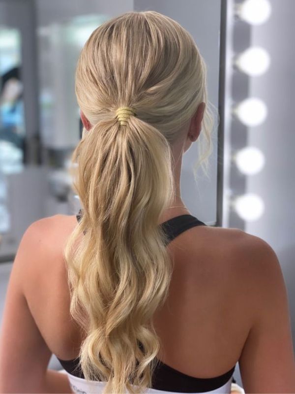 low-ponytail-beach-hairstyles