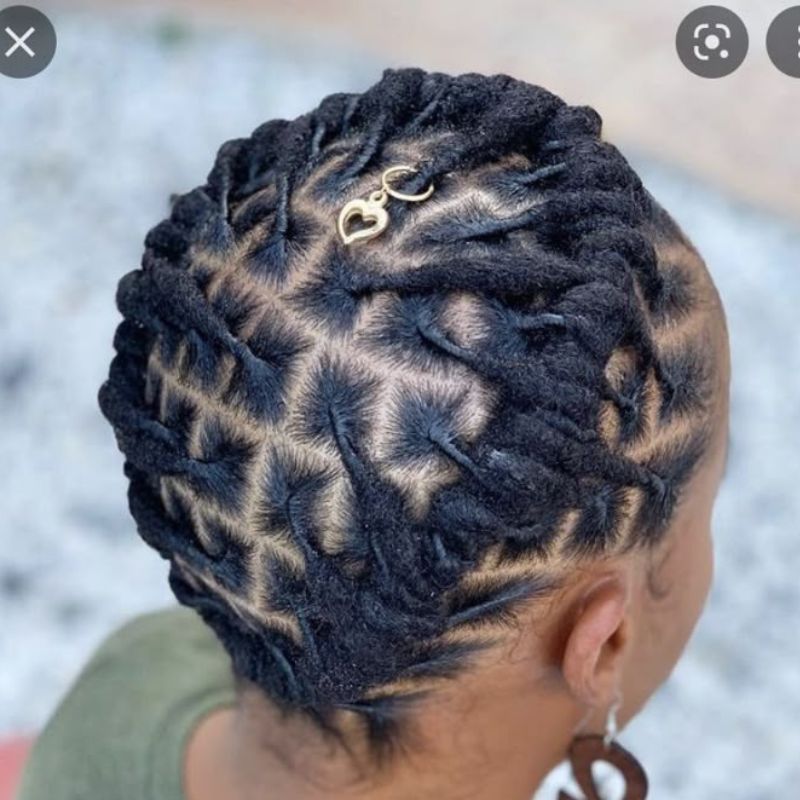 flat-twist-short-locs
