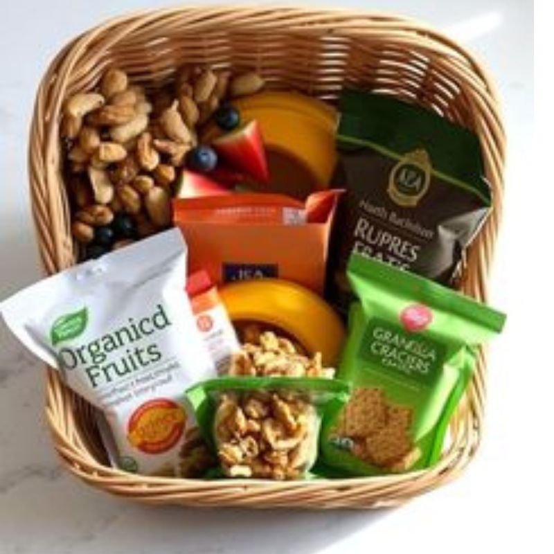 snack-basfet-for-teachers
