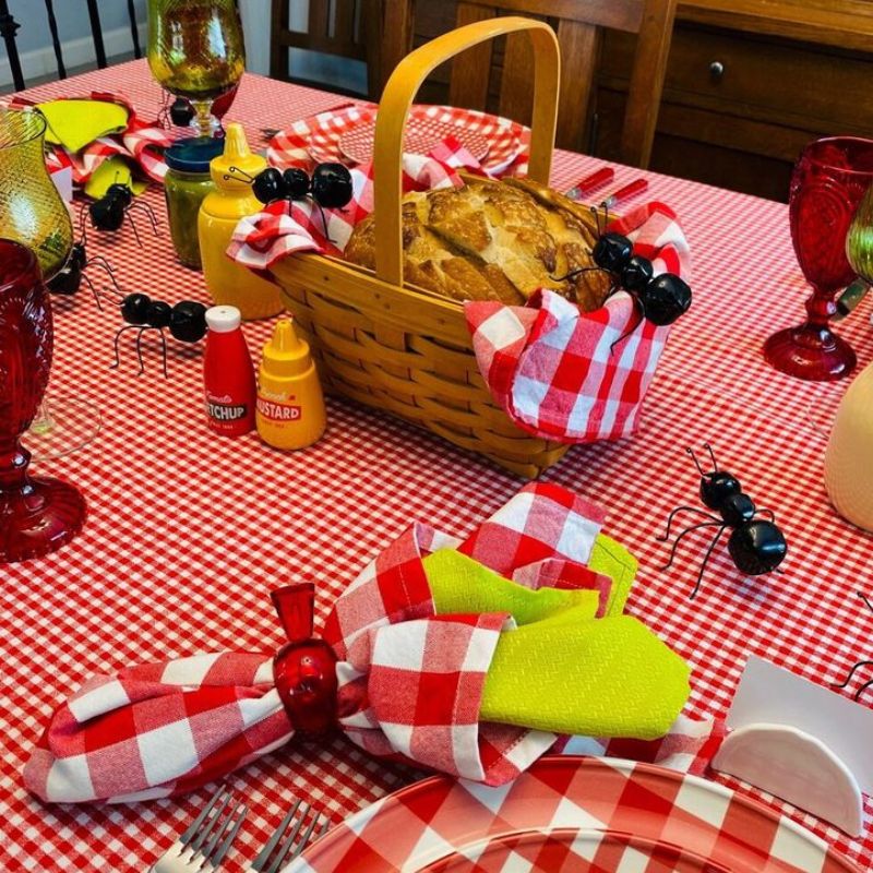 Picnic-basket-style-party