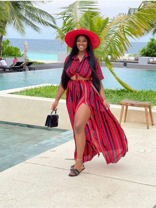 women-beach-birthday-party-wears