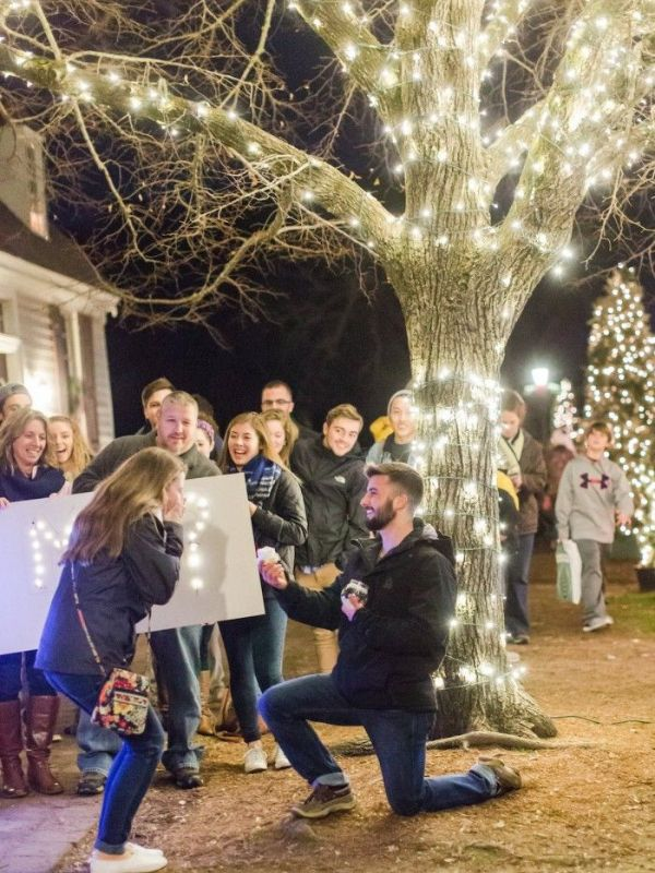 family-gathering-proposal-ideas