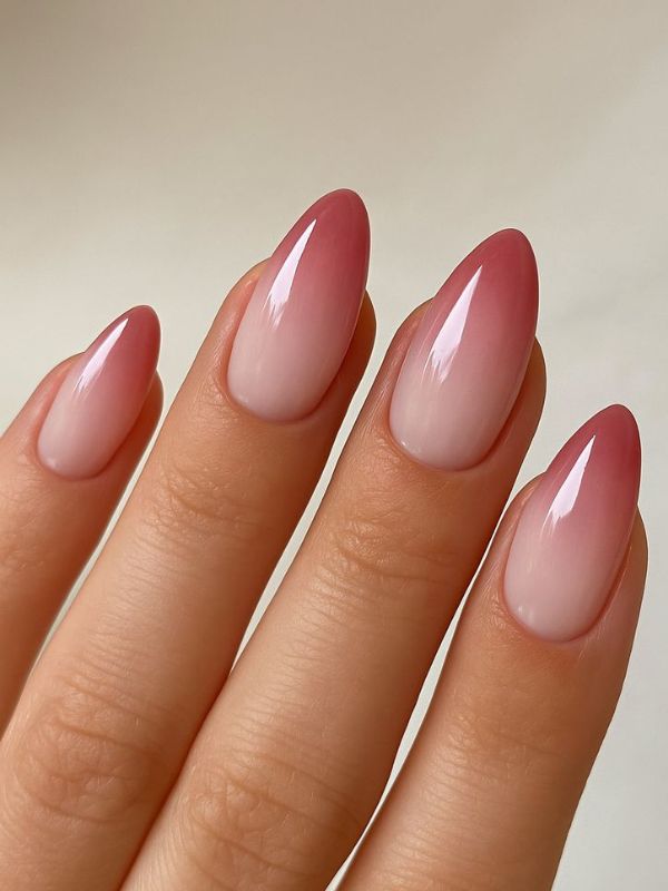 light-ombre-back-to-school-nails-idea