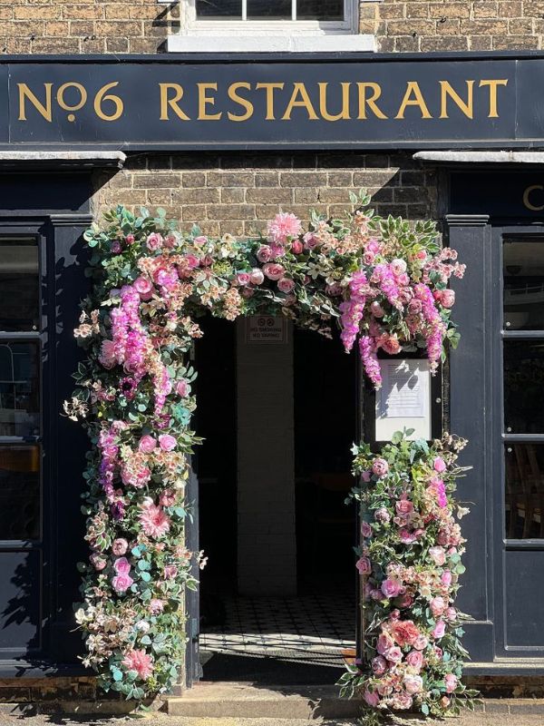 Faux-flower-garland