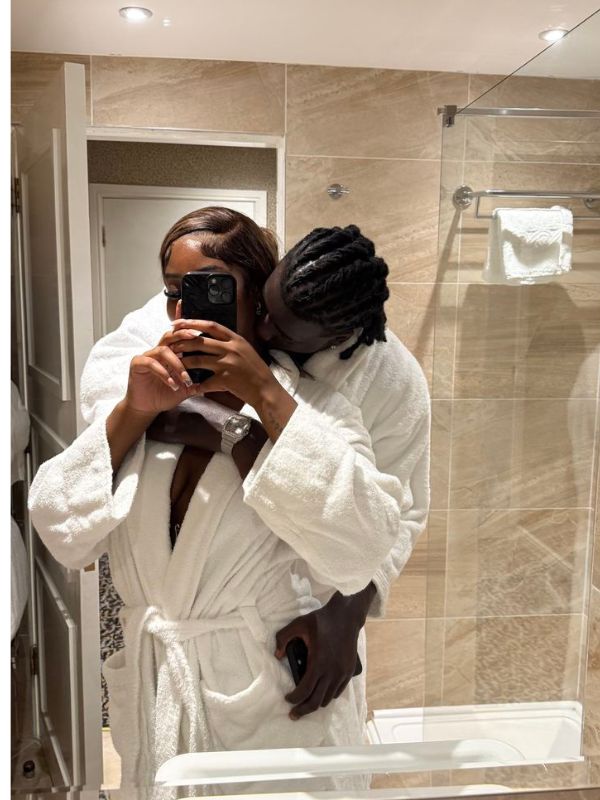 staycation-ideas-for-couple