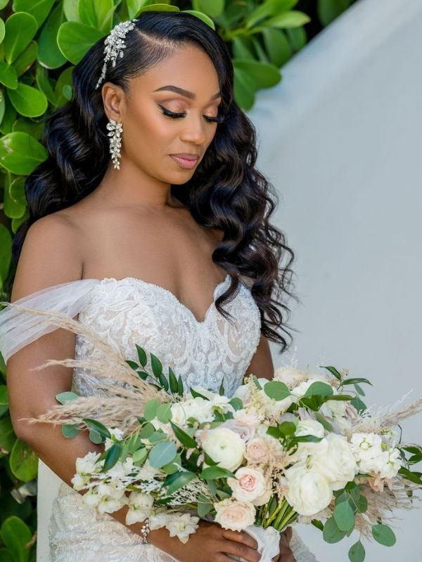 Wedding-hairstyles-that-are-picture-perfect for-wedding-day