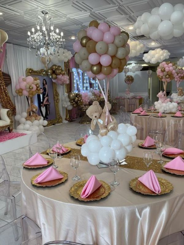 hot-baloon-in-the-baby-shower-theme