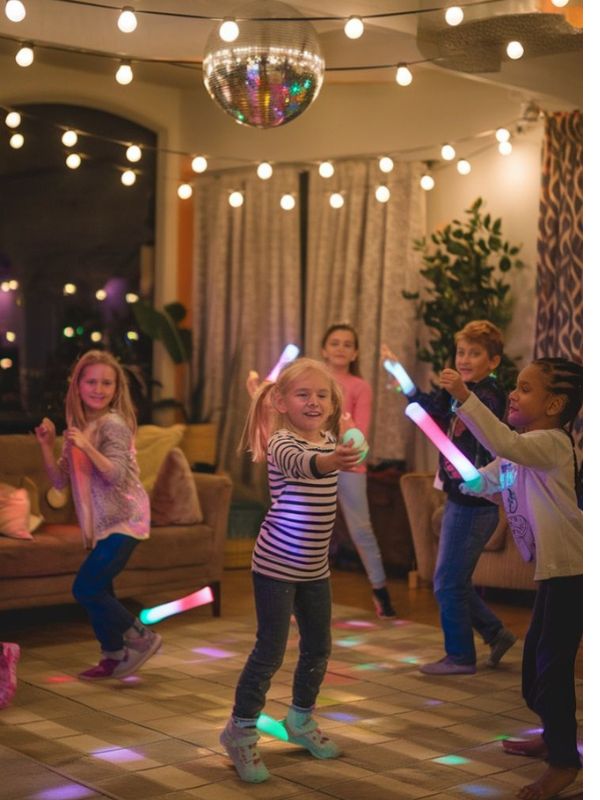 mini-disco-party-for-kids