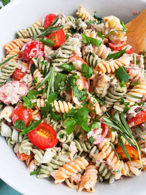 Tuna pasta-refreshing-summer-salad 