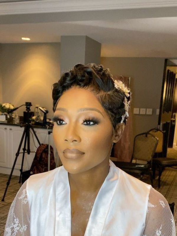 Short-wedding-hairstyles 