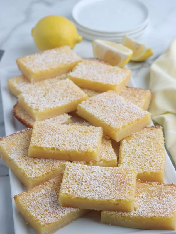 Lemon-bar-picnic-treat
