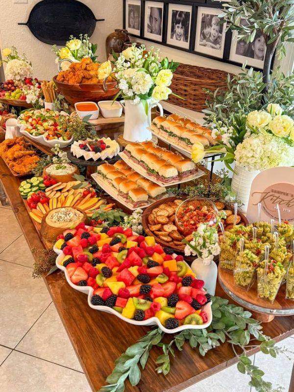 rustic-buffet-table-decor-ideas