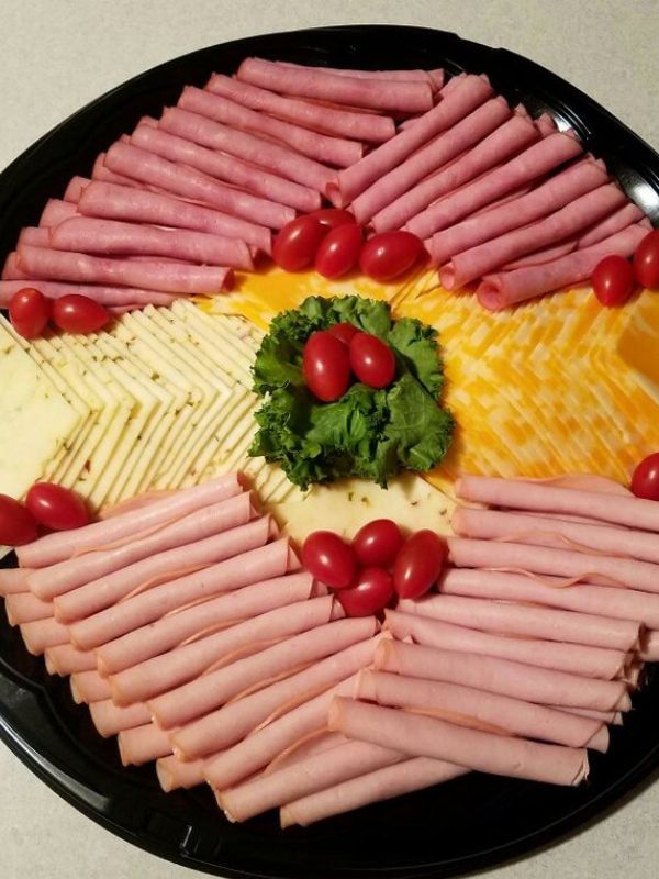 Deli-Meat-and-Cheese-Board