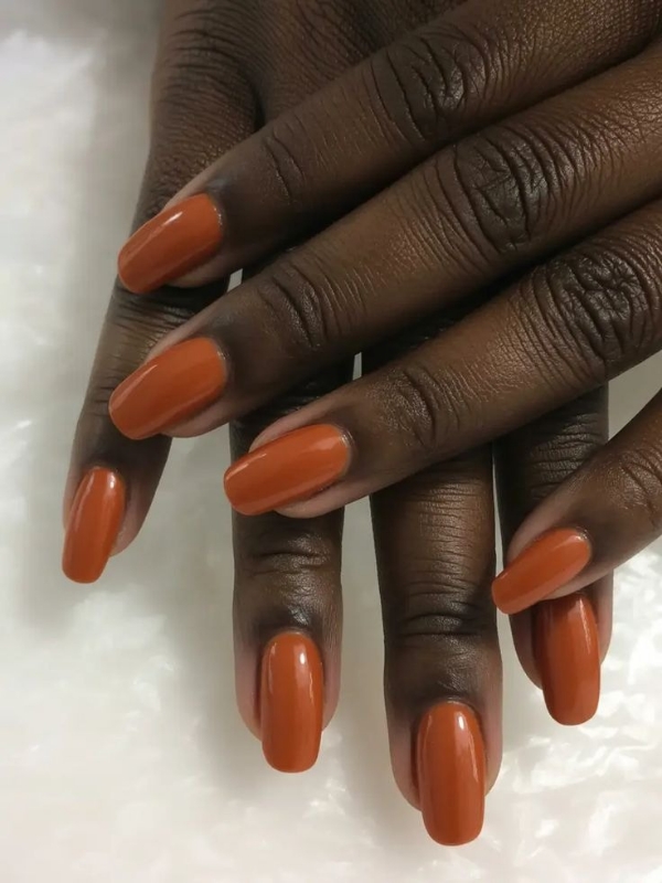 Burnt-orange-fall-nail-ideas