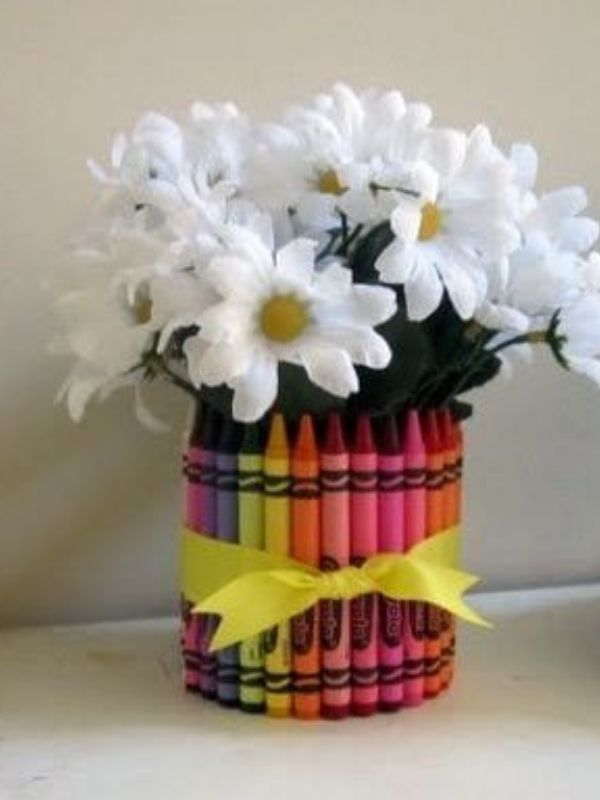 Classroom-table-decor 