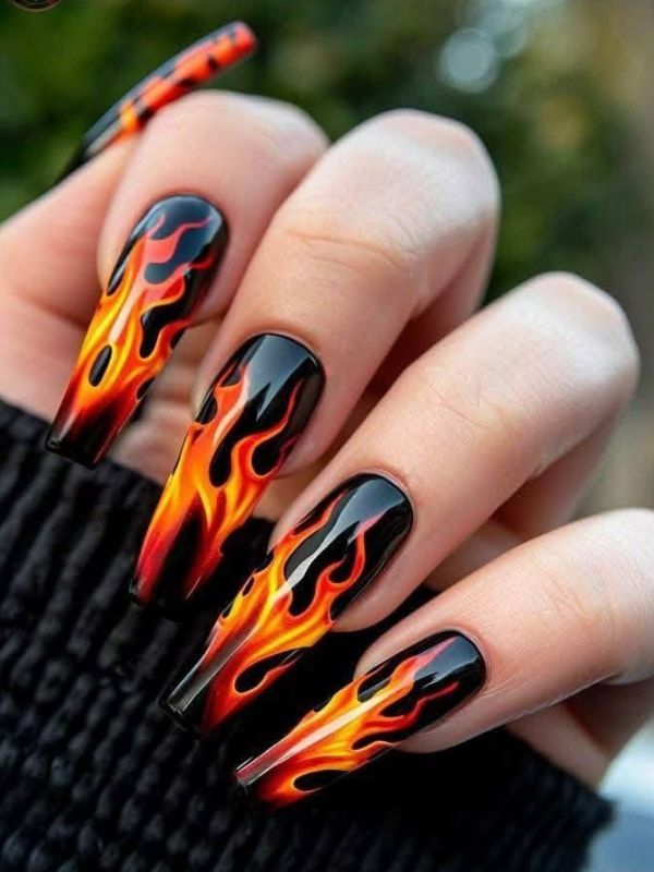 Black-flame-Halloween-nails 