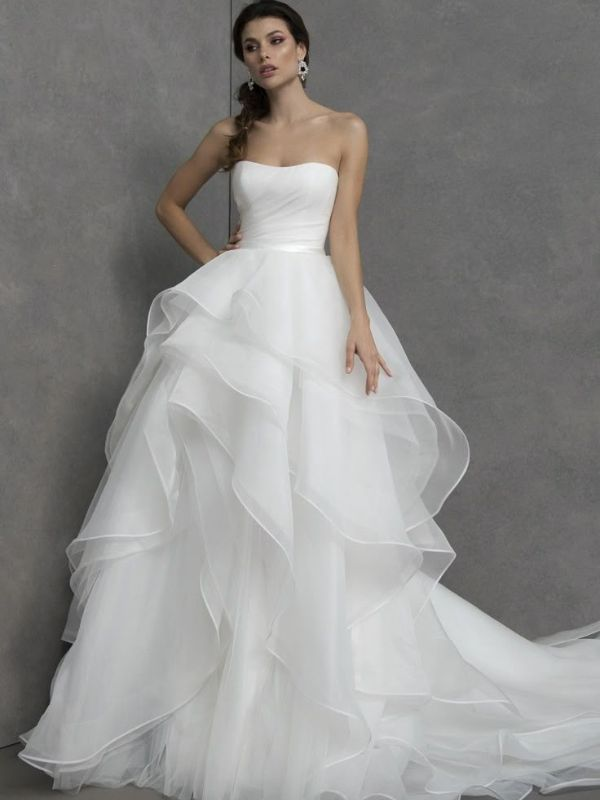 layered-wedding-gown