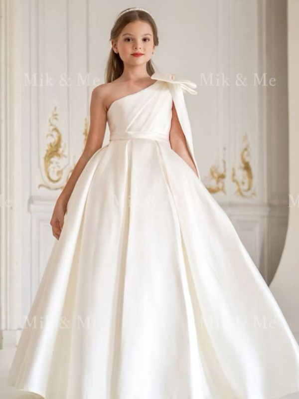 Satin-flower-wedding-dress-ideas
