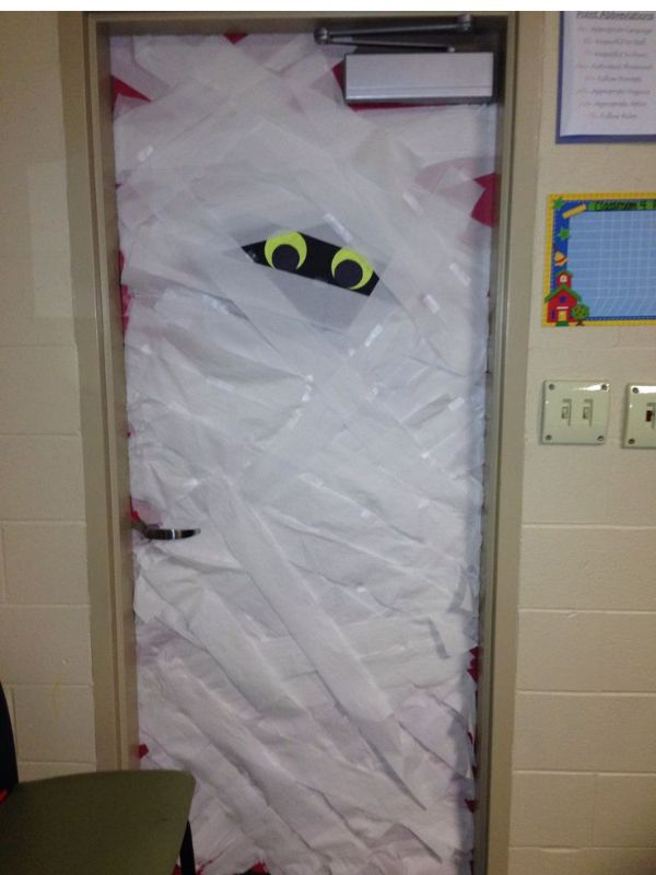 Mummy-classroom-theme-door-ideas 