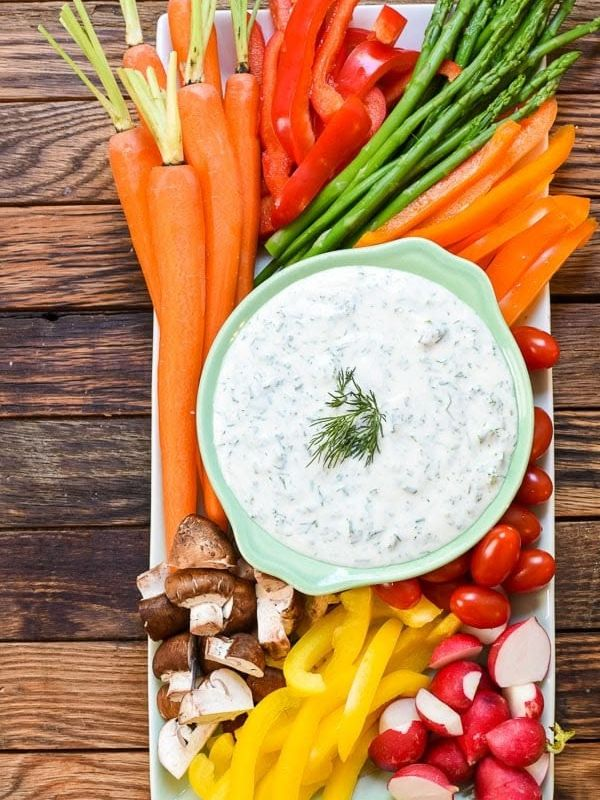 Vegetable-and-Greek-Yogurt-Dip-Platter