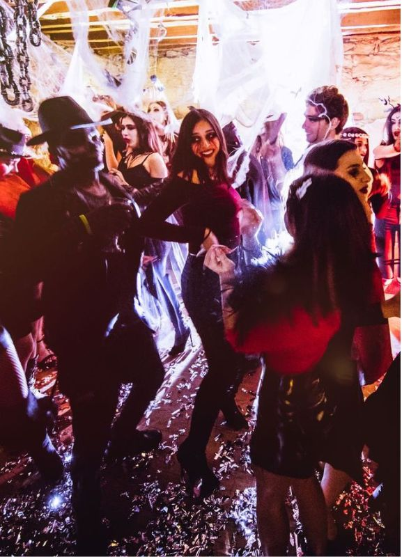 halloween-party-ideas-for-teens