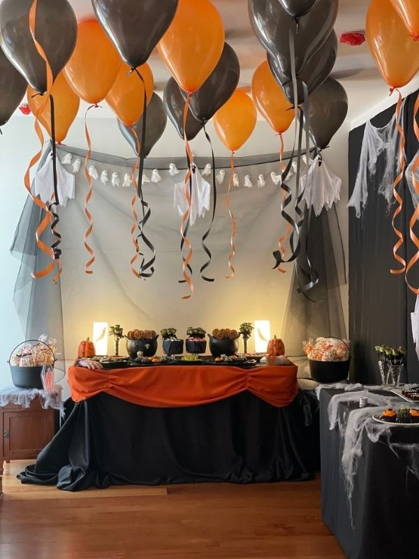 Halloween-classroom-ceiling-decor-ideas 