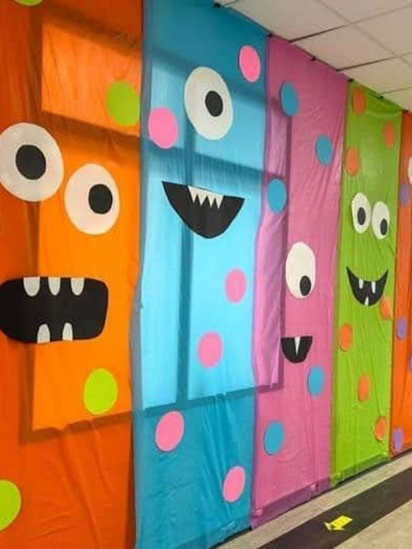 Monster-wall-Halloween-decor