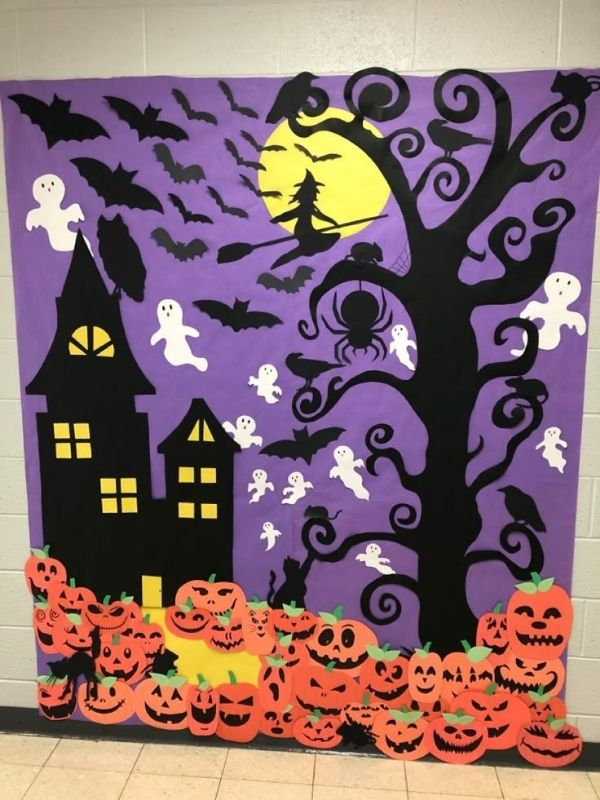 Halloween-classroom-wall-decor