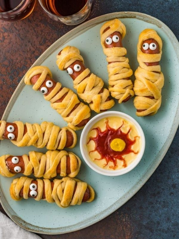 Mummy-hot-dogs 