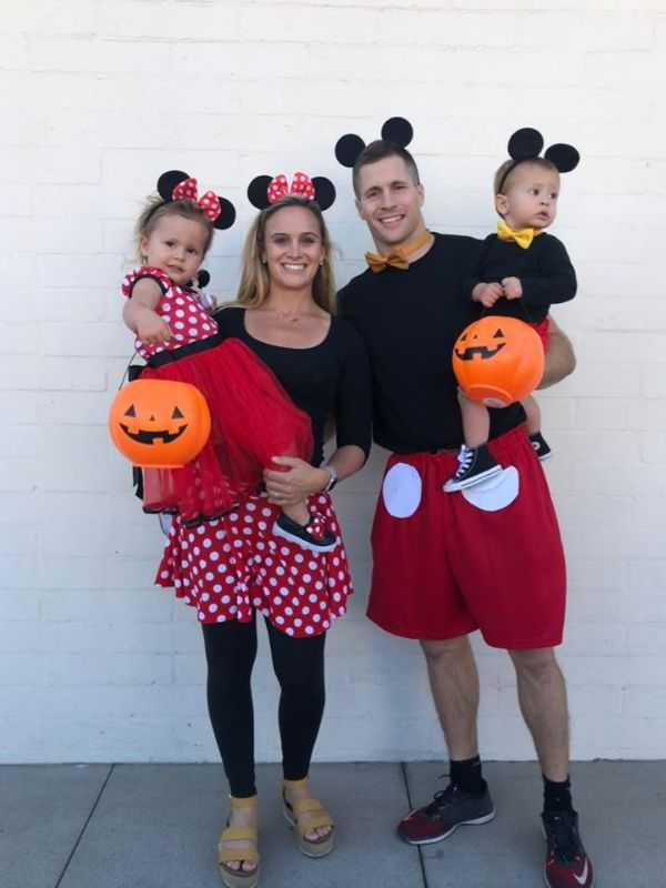 Halloween-costume-ideas-for-family 