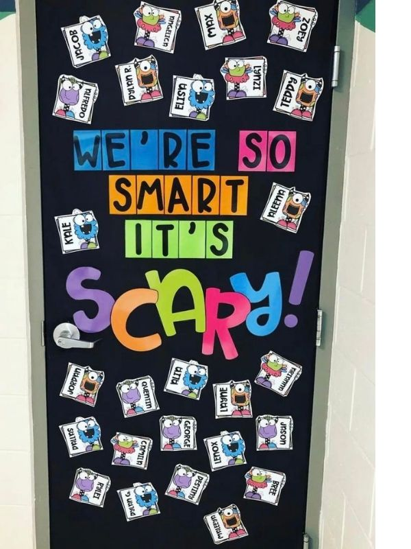 halloween-classroom-door-decor