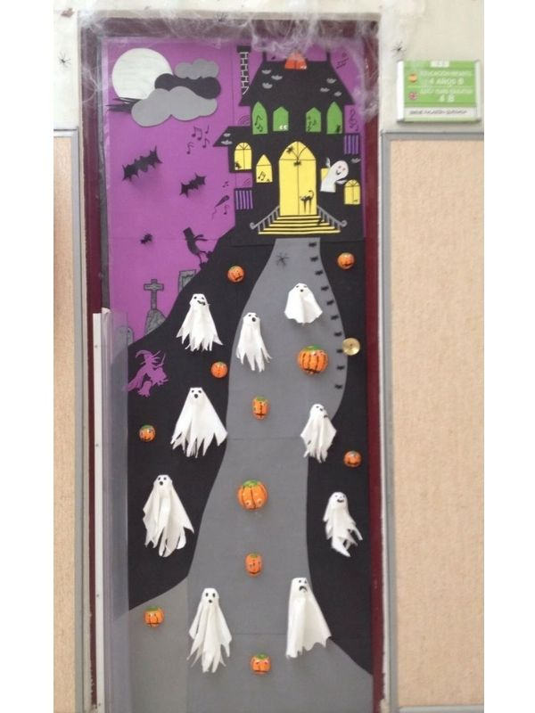 halloween-classroom-decor-ideas