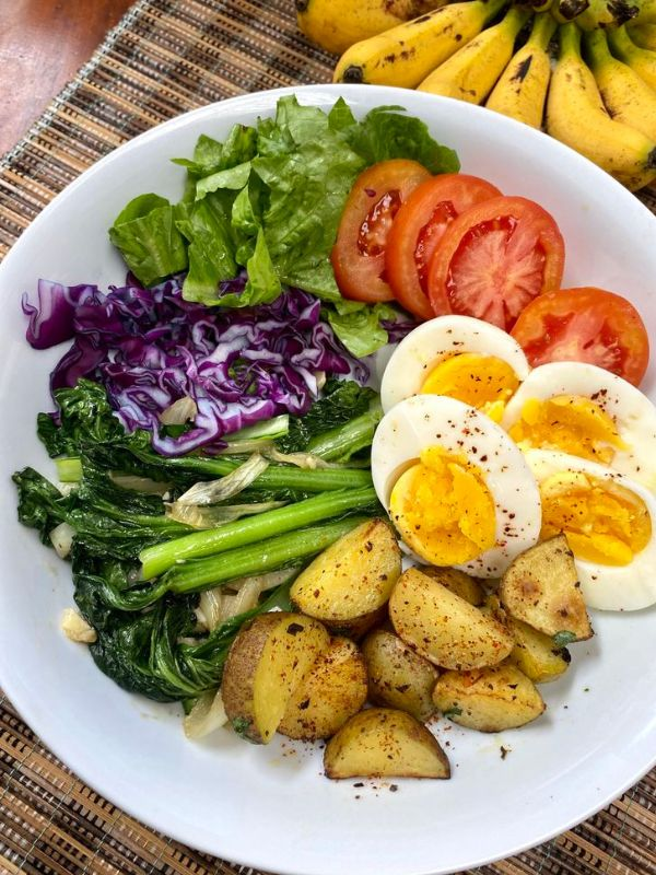 Vegetable-and-Egg-Platter