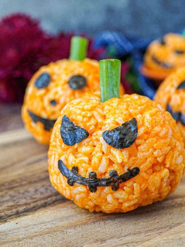 pumpkin-shaped-rice-halloween-food