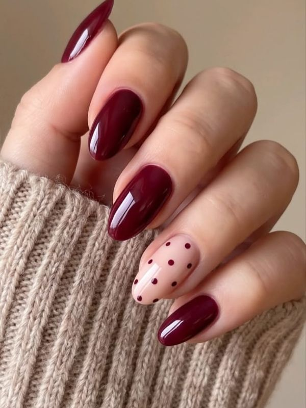 Simple-burgundy-nails
