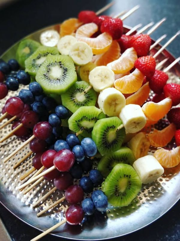 Rainbow-fruit-skewers