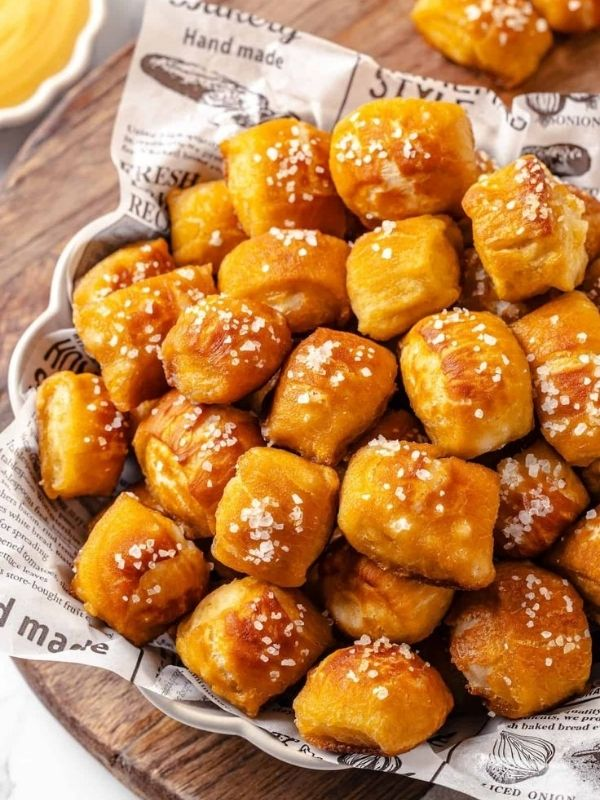 Pretzel-bite
