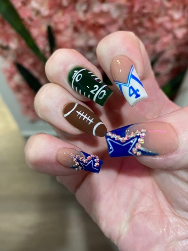 Football-nail-designs 