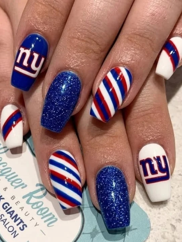 Football-nail-ideas 