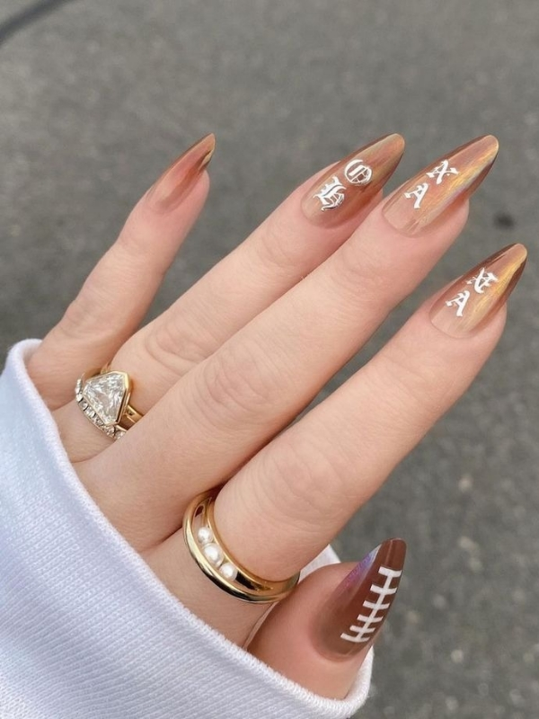 Football-nail-ideas