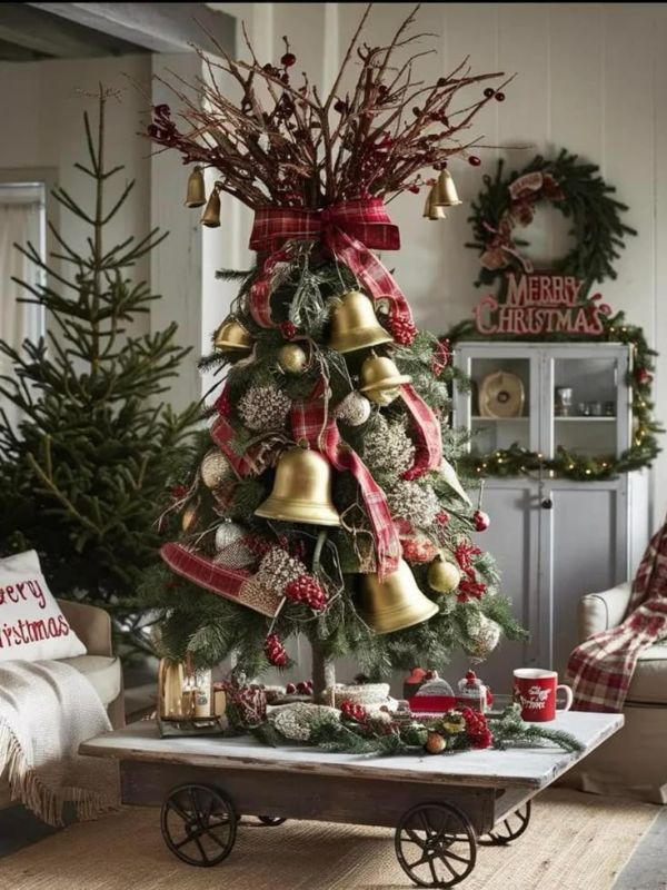 Farm-house-chrismas-tree