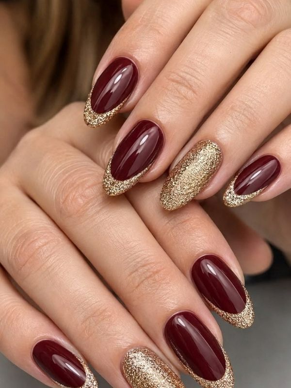 Burgundy-christmas-nail