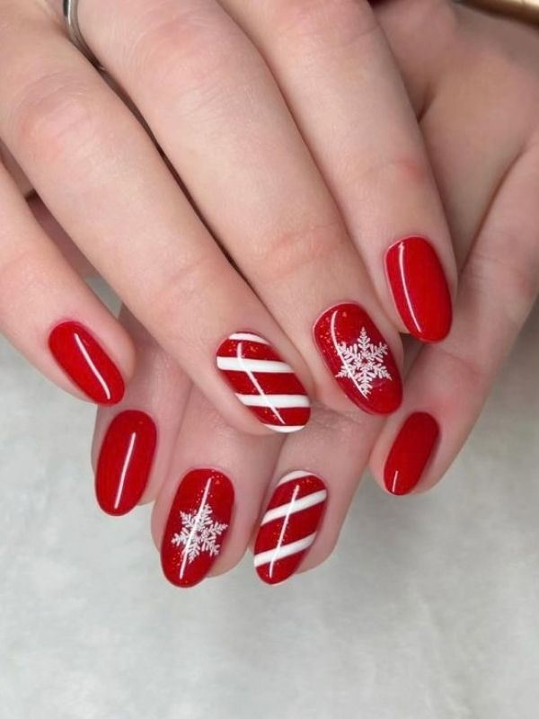 Candy-christmas-nail