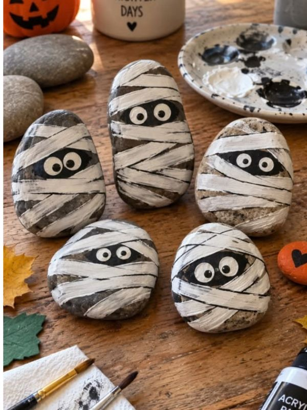 Halloween-rock-painting-ideas