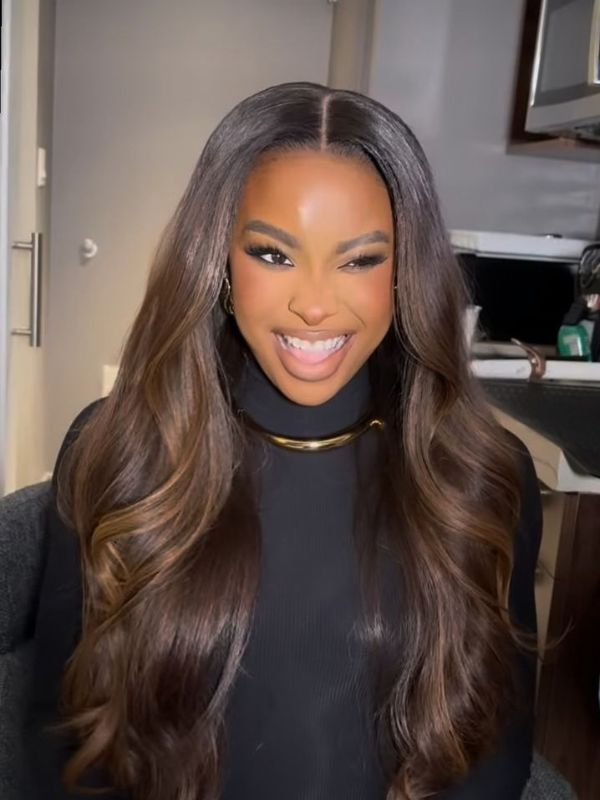 Natural-Hair-Color-Ideas-for-Women-to-Try