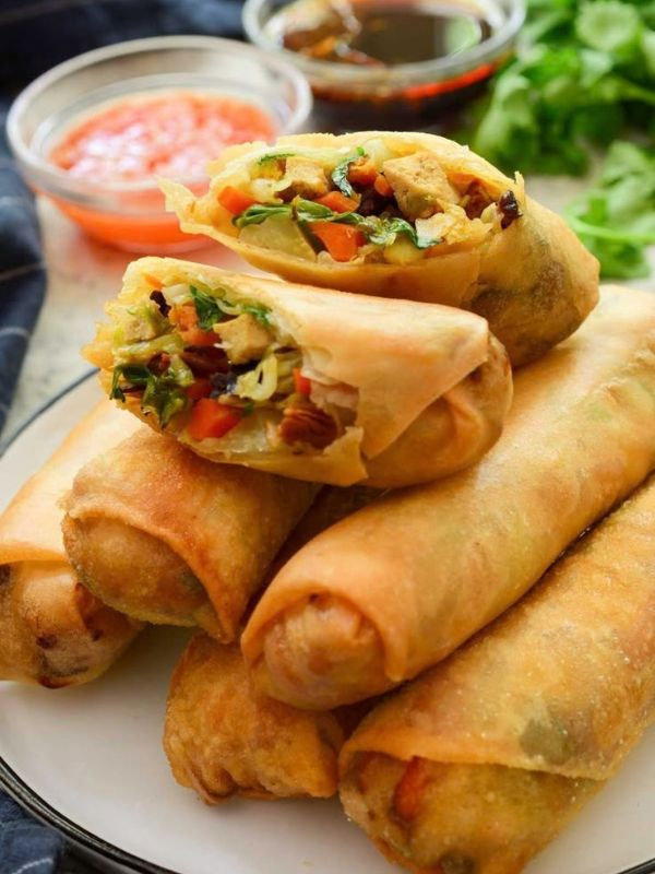 Spring-Rolls-as-Party-Food-Ideas